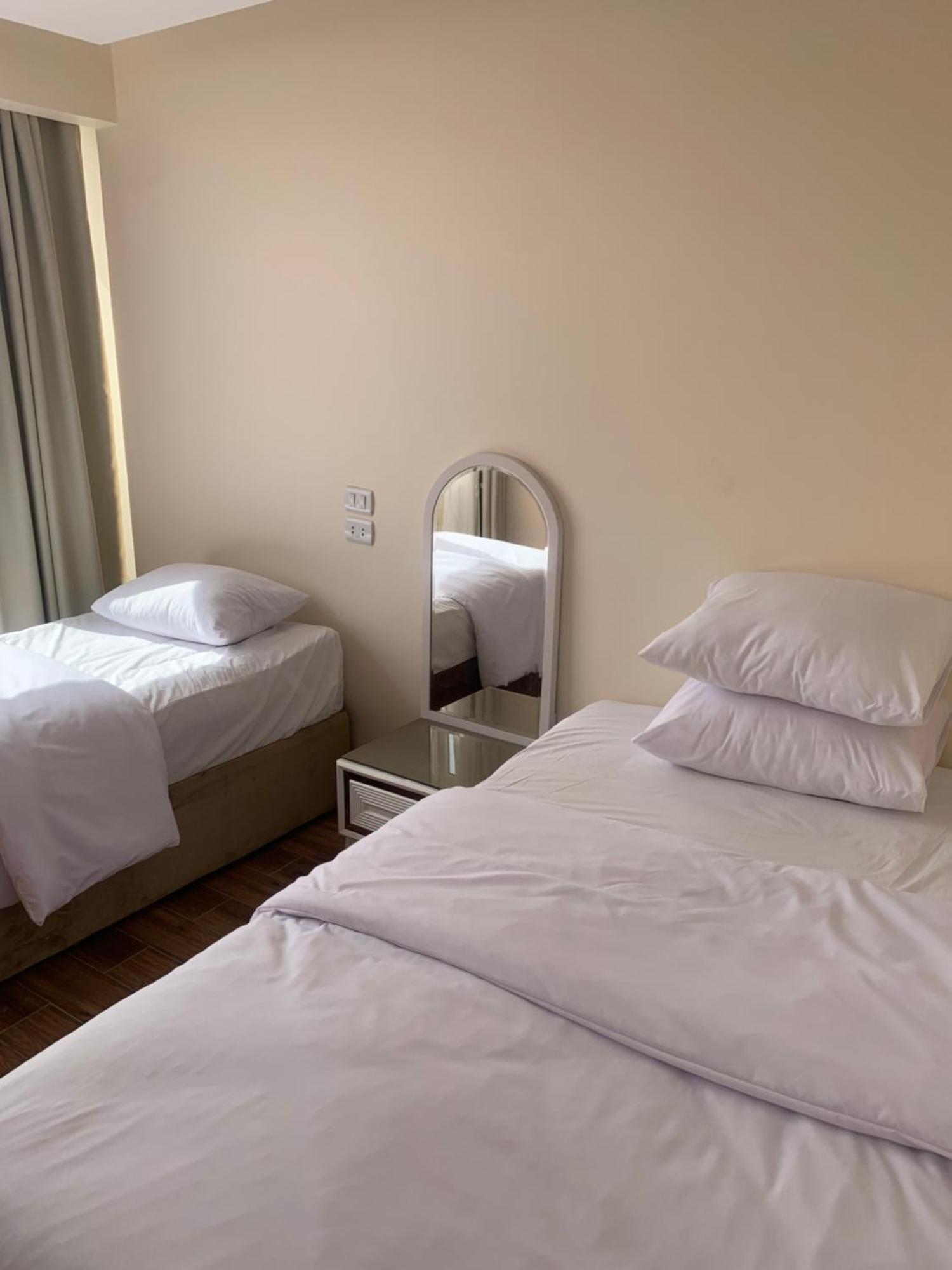Memphis Pyramids View Hotell Nazlet el-Sîsi Eksteriør bilde