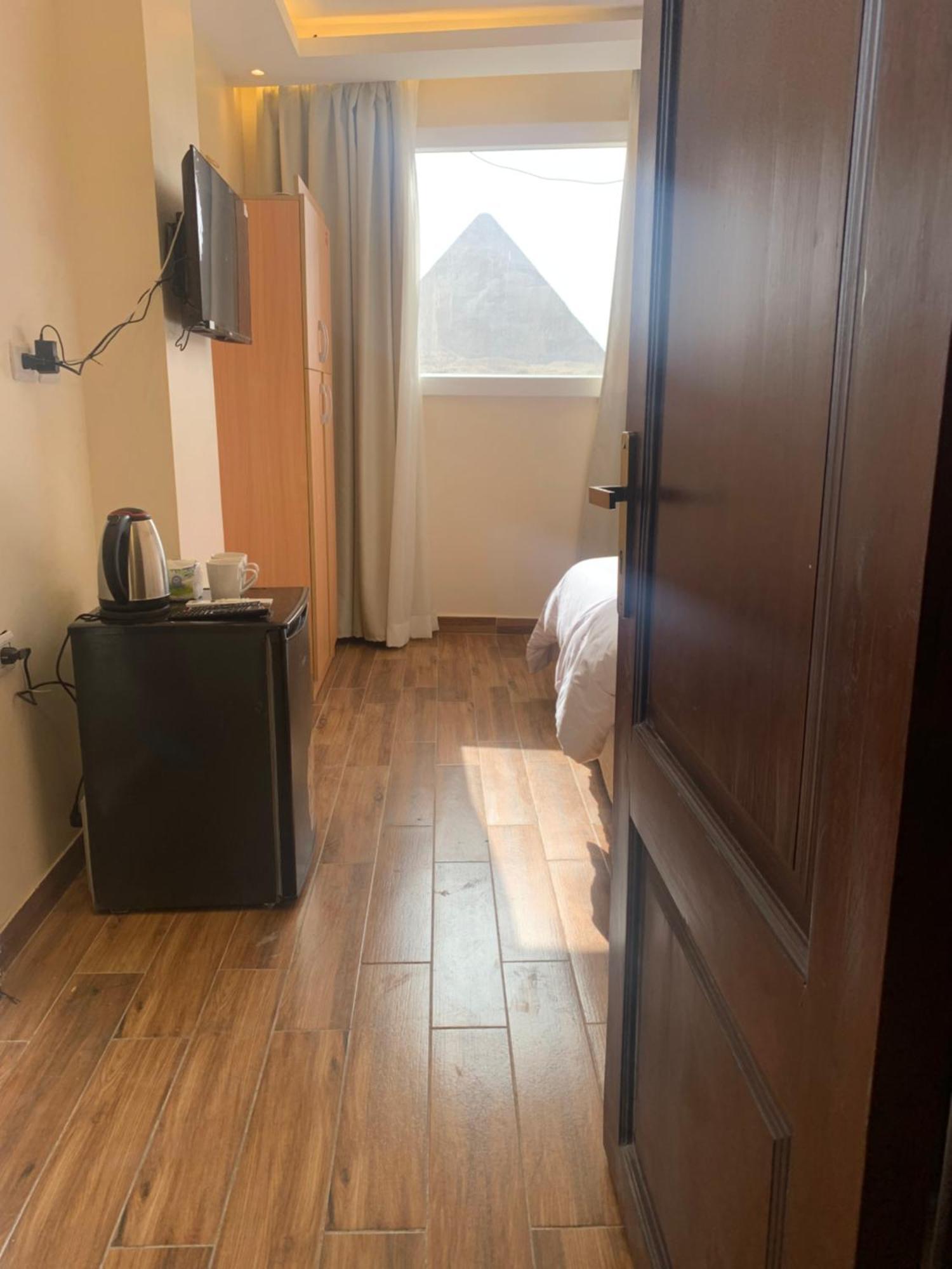 Memphis Pyramids View Hotell Nazlet el-Sîsi Eksteriør bilde